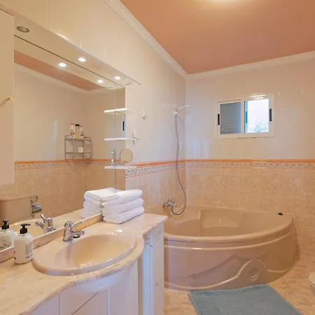 Clemente House,private Pool Villa Arafo